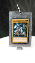 Load image into Gallery viewer, Blue Eyes White Dragon (Ultimate Rare) Namma Card Pendant (Silver Pendant)